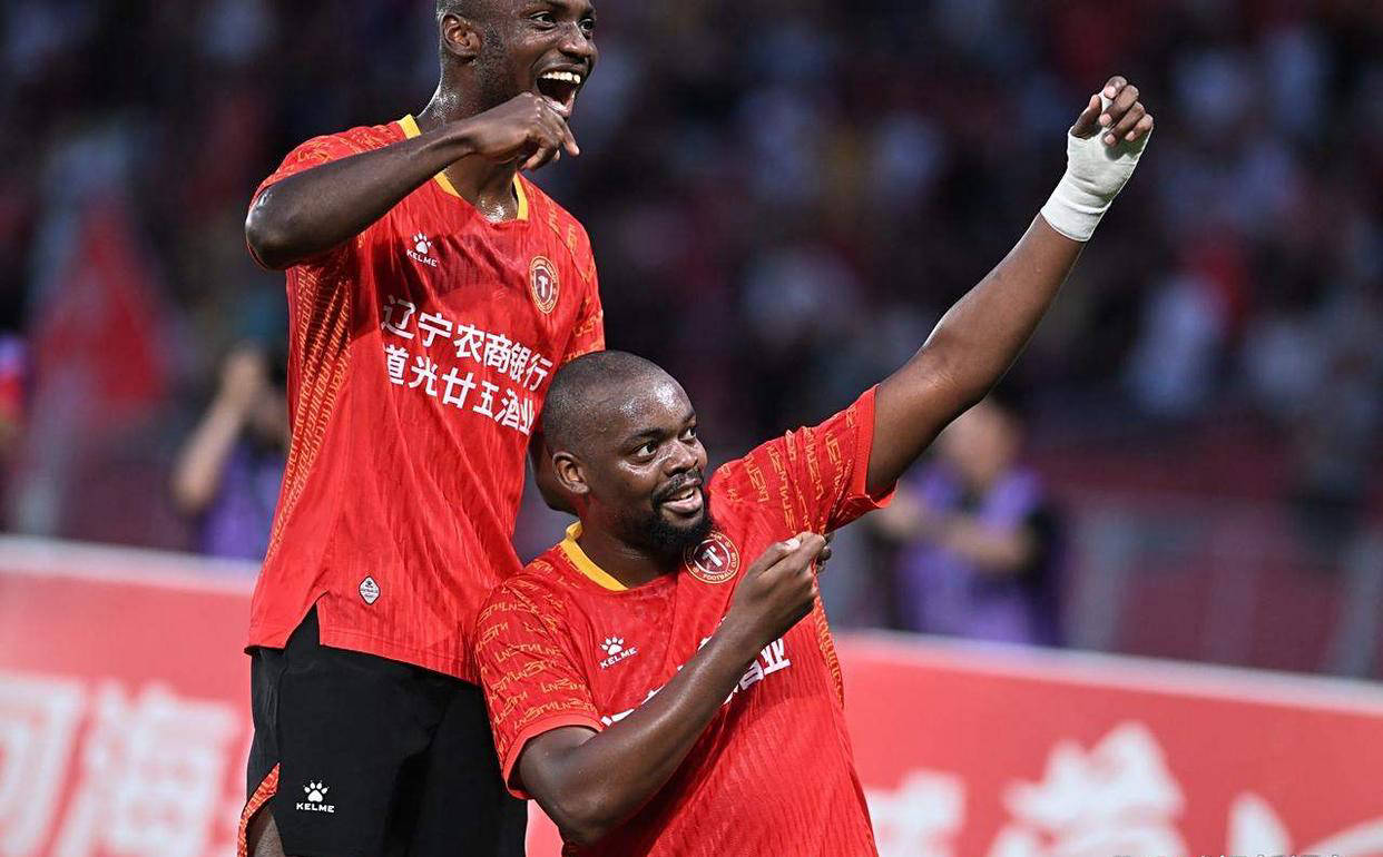 迎来连续两 迎来连续两