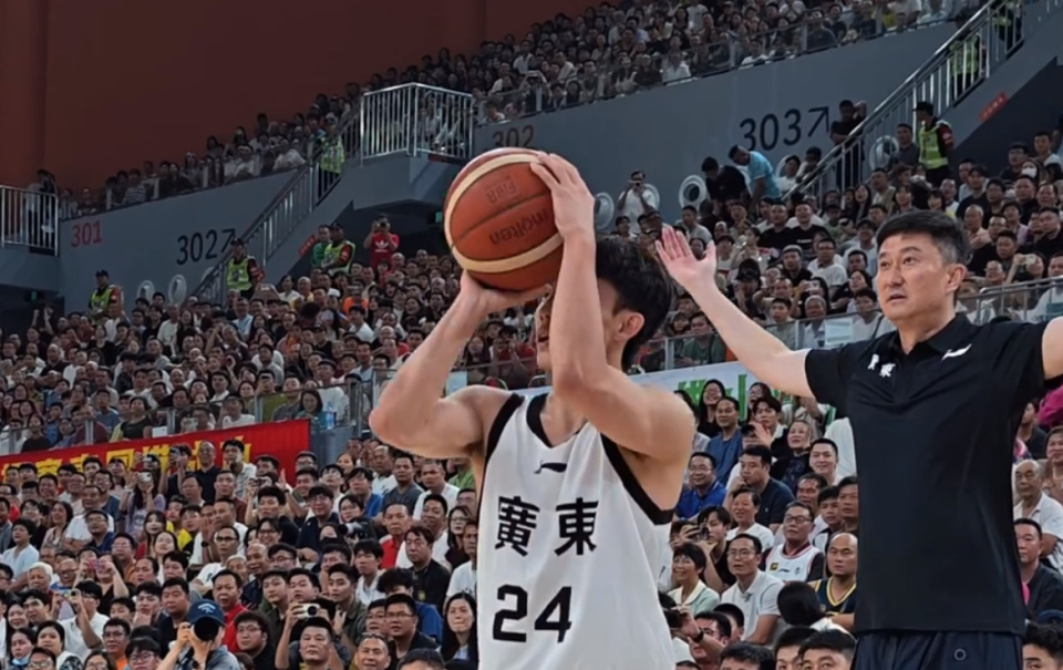 bt, 备受瞩目的, ecHYm bt, 备受瞩目的, ecHYm