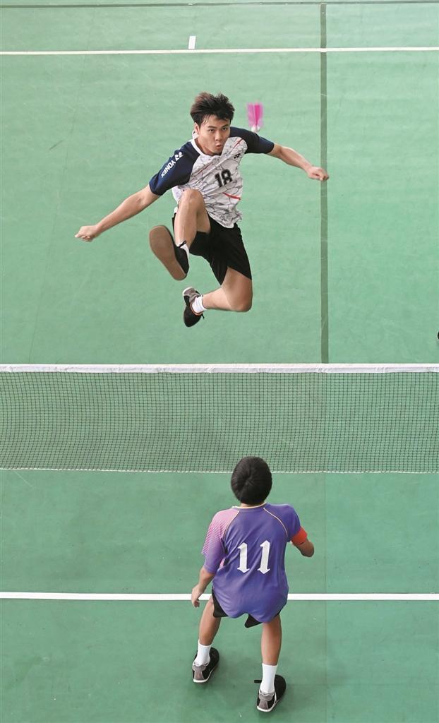 毽球运动在, 因为毽球的 毽球运动在, 因为毽球的